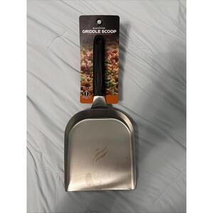 Blackstone 5621 Griddle Scoop: Durable Stainless Steel,Heat-Resistant Grill Tool